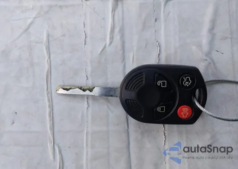 2014 Ford Focus Se z USA, uszkodzony, nr VIN 1FADP3K25EL332167